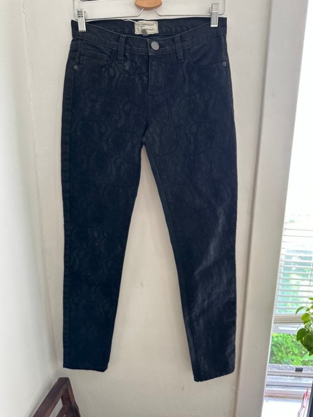 Current/Elliot Women's Black Faded Lace Front Jeans | Size 27